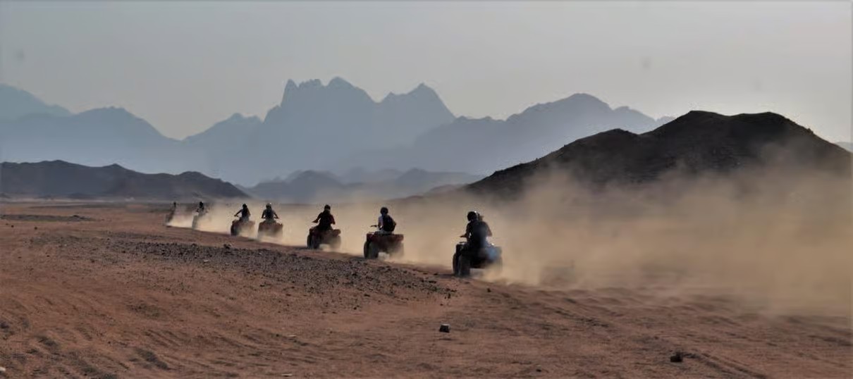 Hurghada Desert Stargazing Experience with Dinner