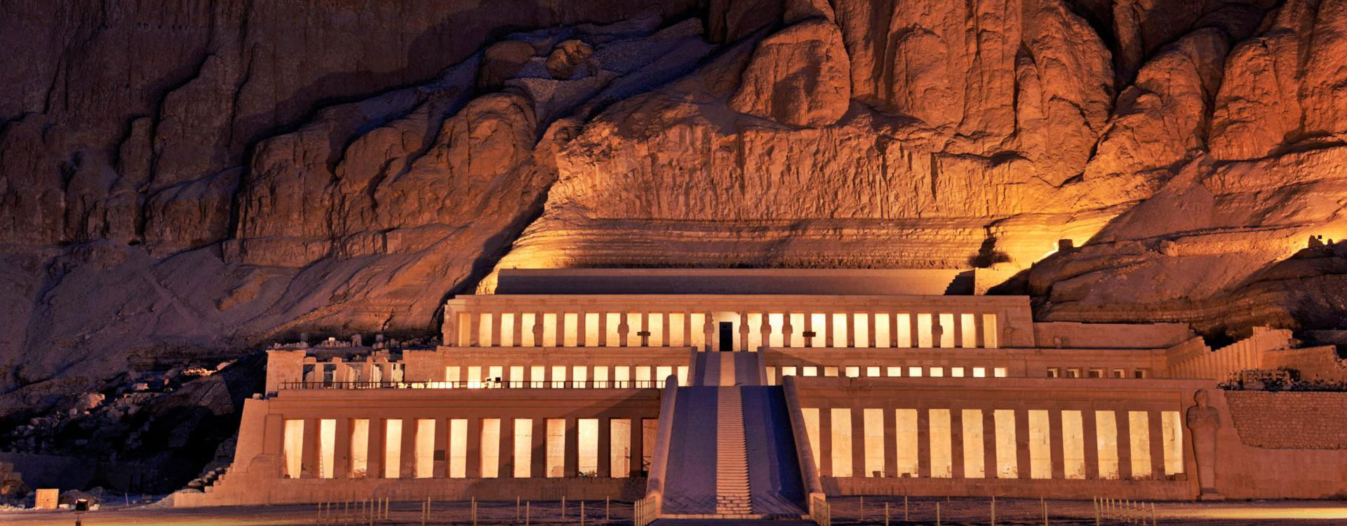 Eine Tagestour von Kairo nach Luxor mit dem Flugzeug