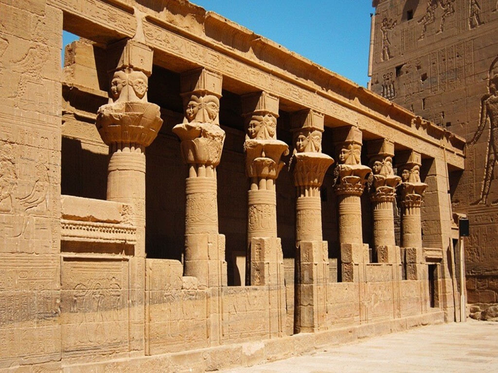 Cairo to Luxor Day Tour by Plane