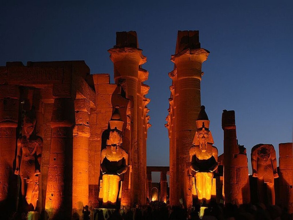 Cairo to Luxor Day Tour by Plane