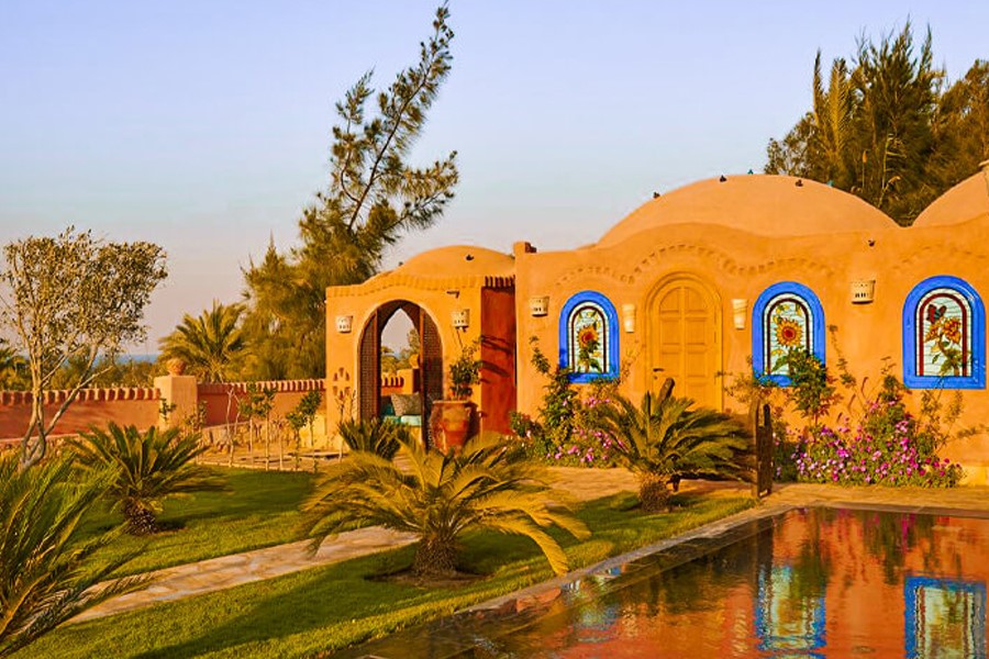 Tunis Village
